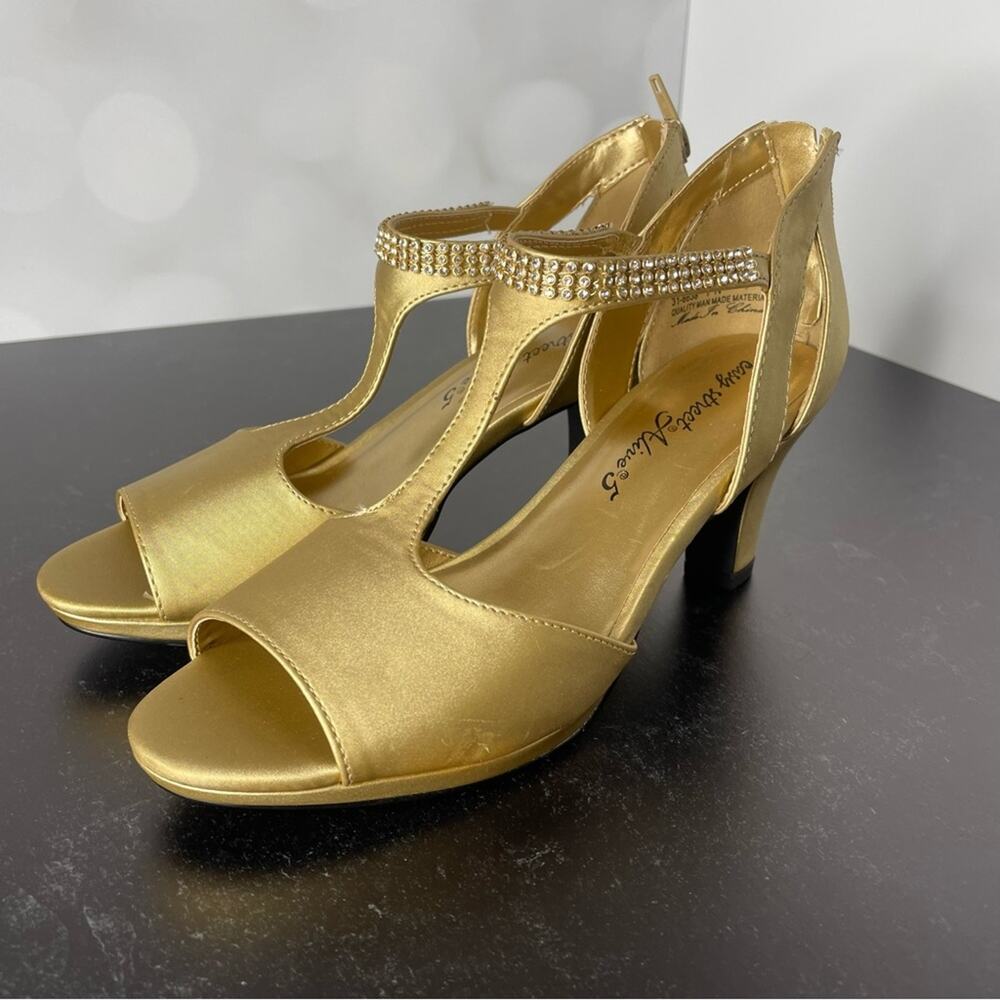 Easy Street Flash T-Strap Heeled Sandal Women’s Gold Sz 7N Narrow Fit